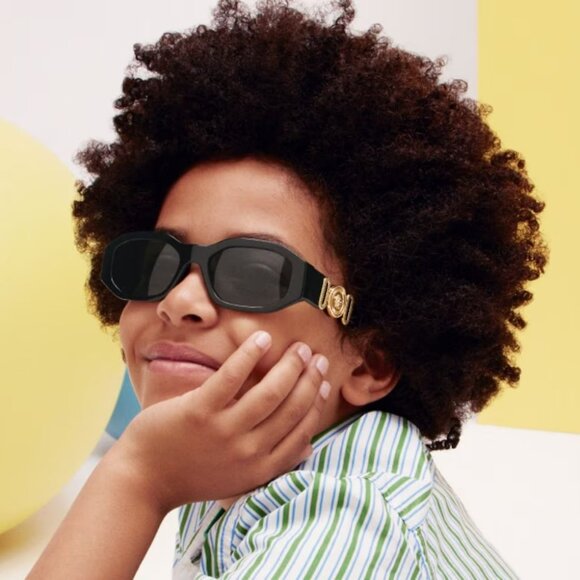 Versace KIDS VK4429U GB1/87 BRAND NEW Sunglasses Black Grey Gold Rectangle Kids - Picture 5 of 12